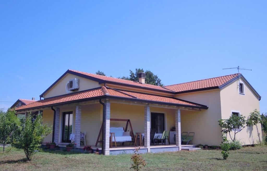 Holiday House Emc Umag Buitenkant foto
